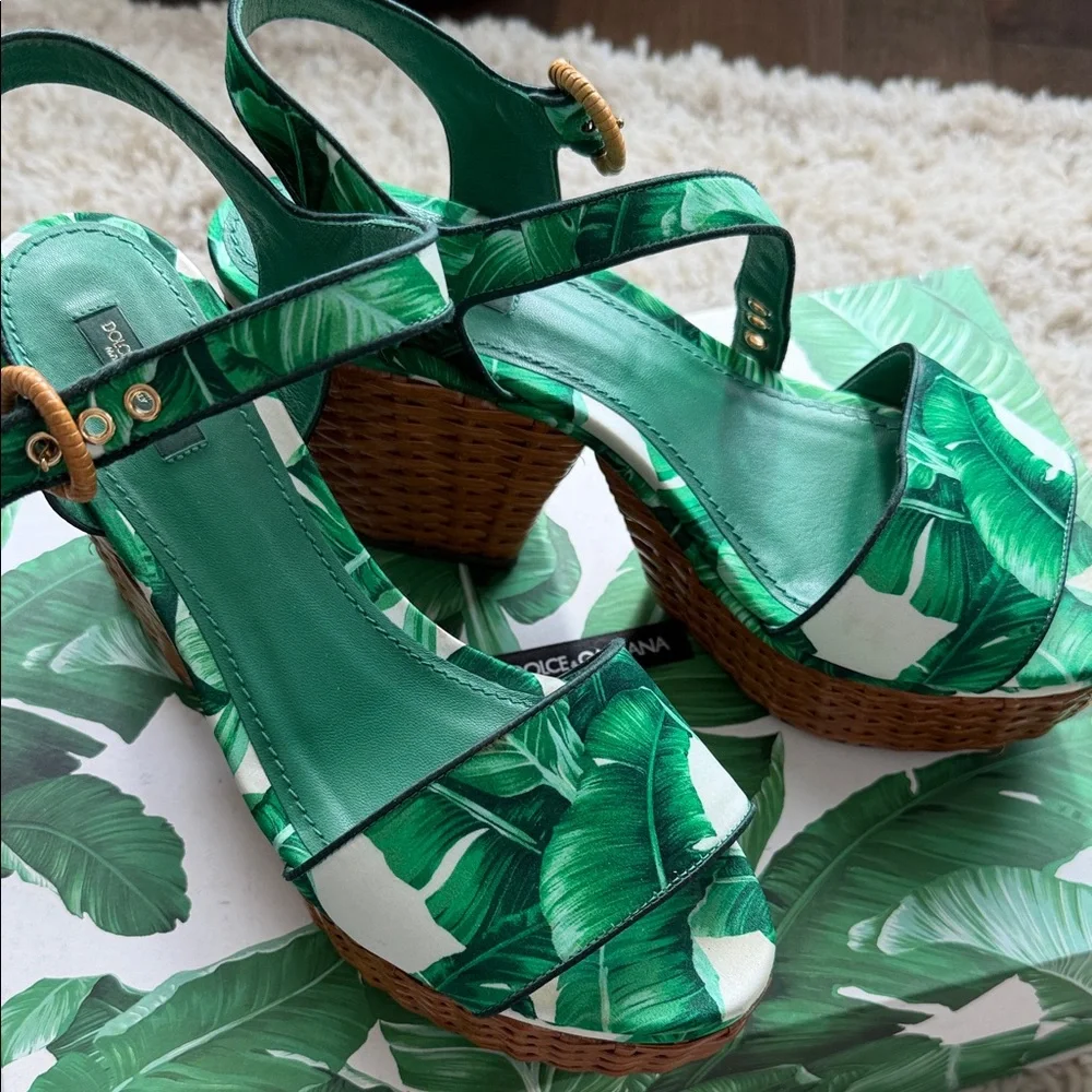 Dolce & Gabbana Green Platform Sandals size 40.5 US10 - Picture 2 of 13